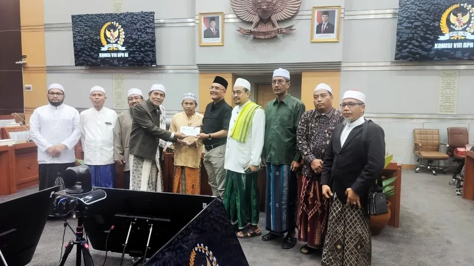 Soroti Pesantren Lintas Agama, AUMA Lakukan Audiensi ke DPR RI