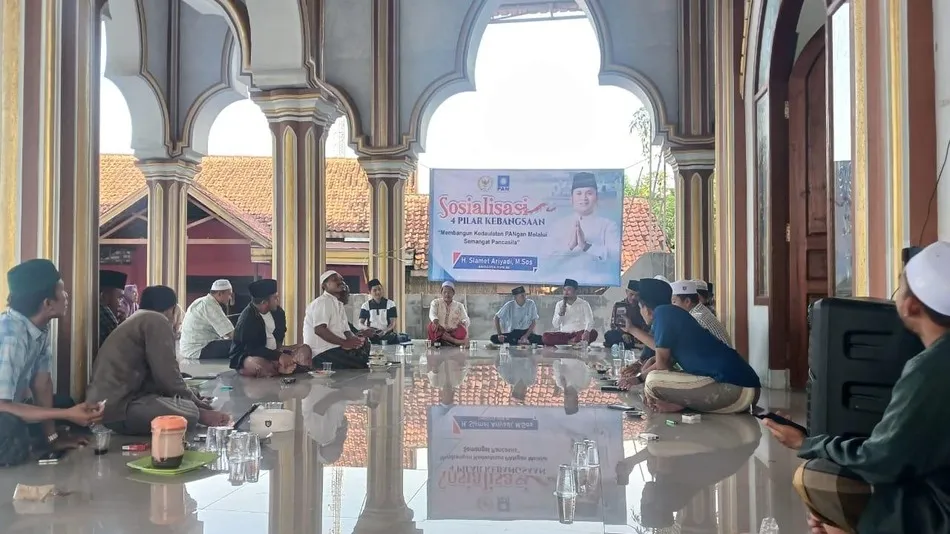 Anggota DPR RI Gelar Sosialisasi Empat di Sampang