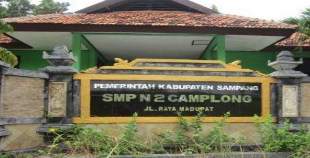 UPT SMPN 2 CAMPLONG yang Melahirkan Generasi  Emas