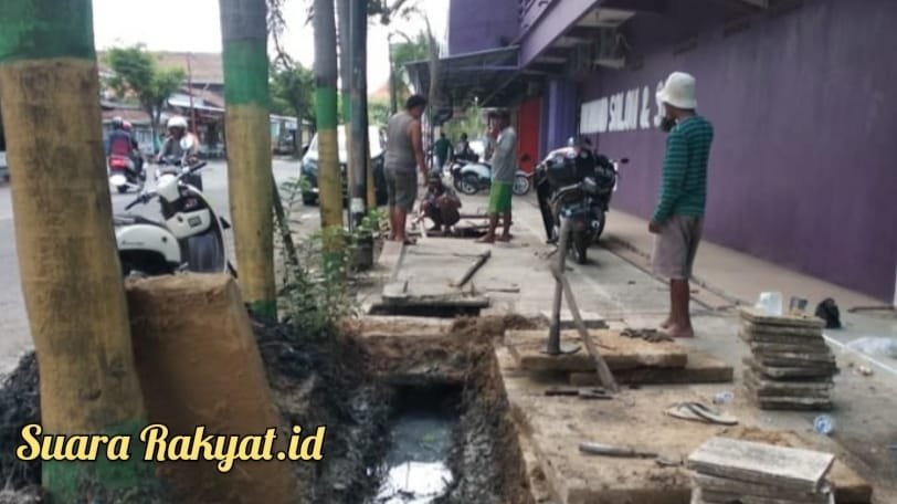 Pemerintah Abai, Masyarakat Buddagan Pademawu Bertindak