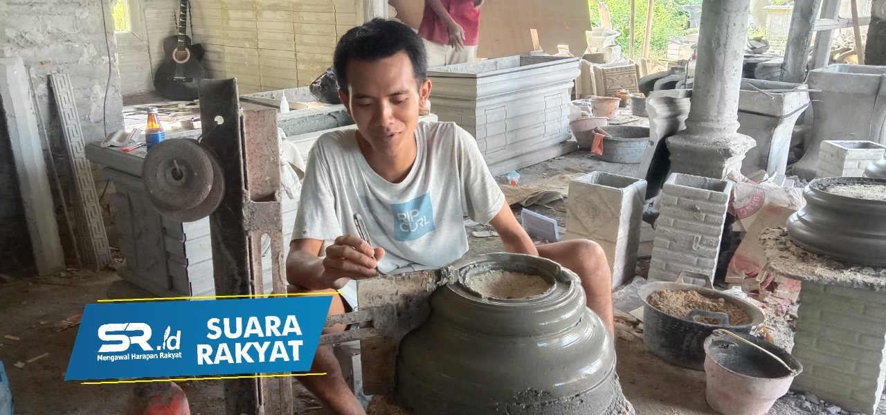 Mengintip Geliat Perajin Beton Cetak,<br>Sadili, Banjir Pesanan
