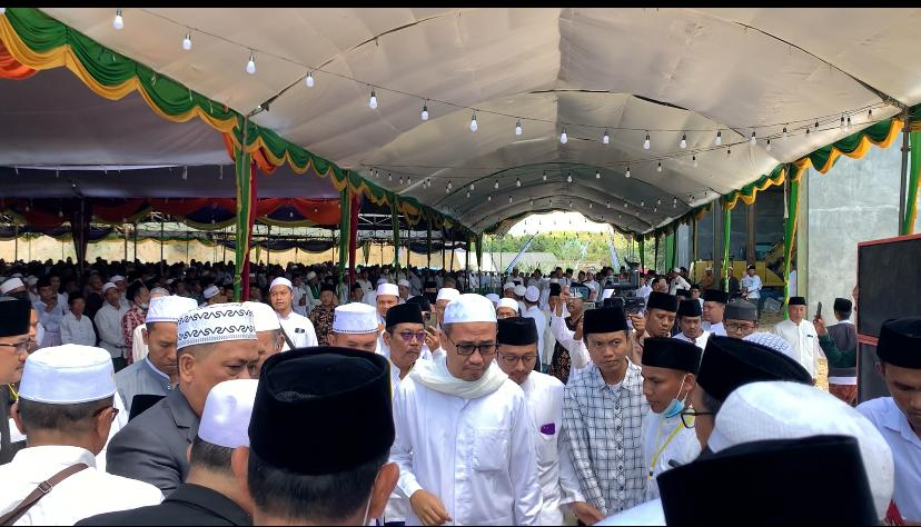 Bukti Kebaikan dimasa Hidupnya. Puluhan Ribu Jamaah Padati Haul Akbar & Istighosah Akbar Alm. Kh. Muafi A Zaini yang ke 16