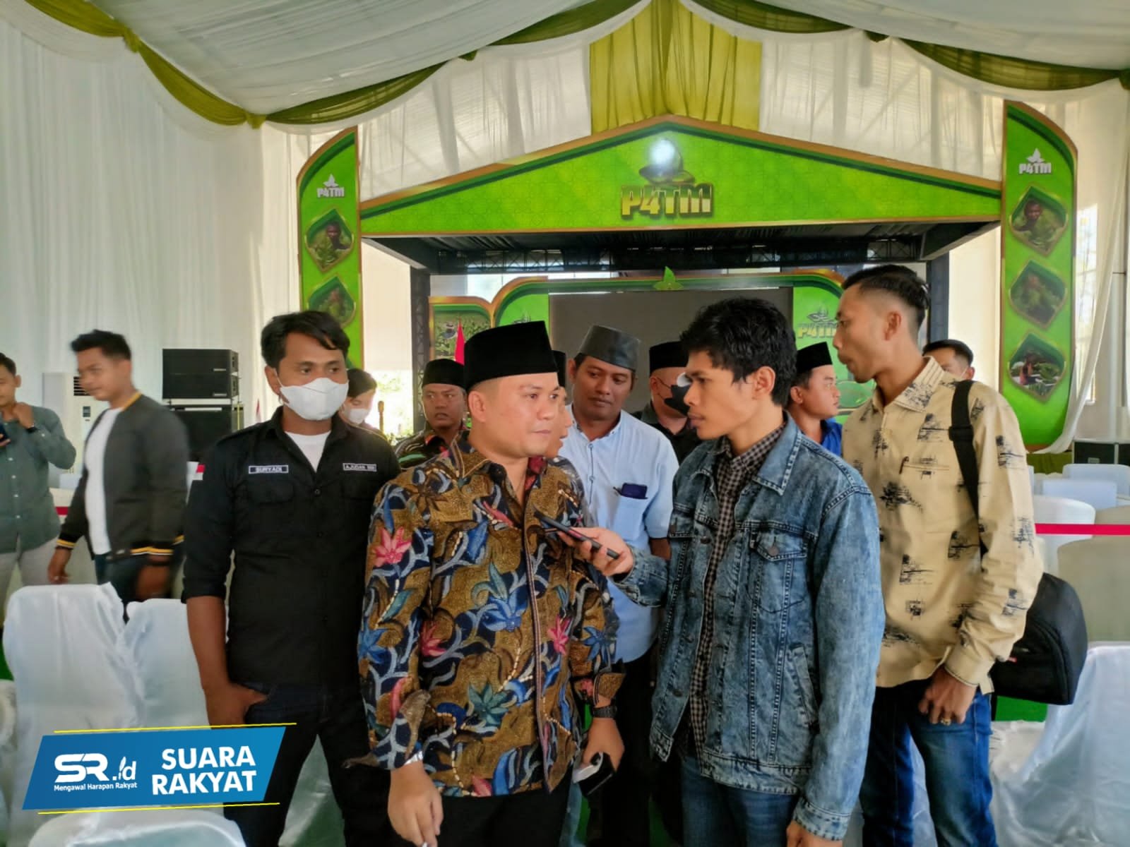 Slamet ariyadi saat menghadiri Deklarasi P4TM Di Desa Larangan, Pamekasan