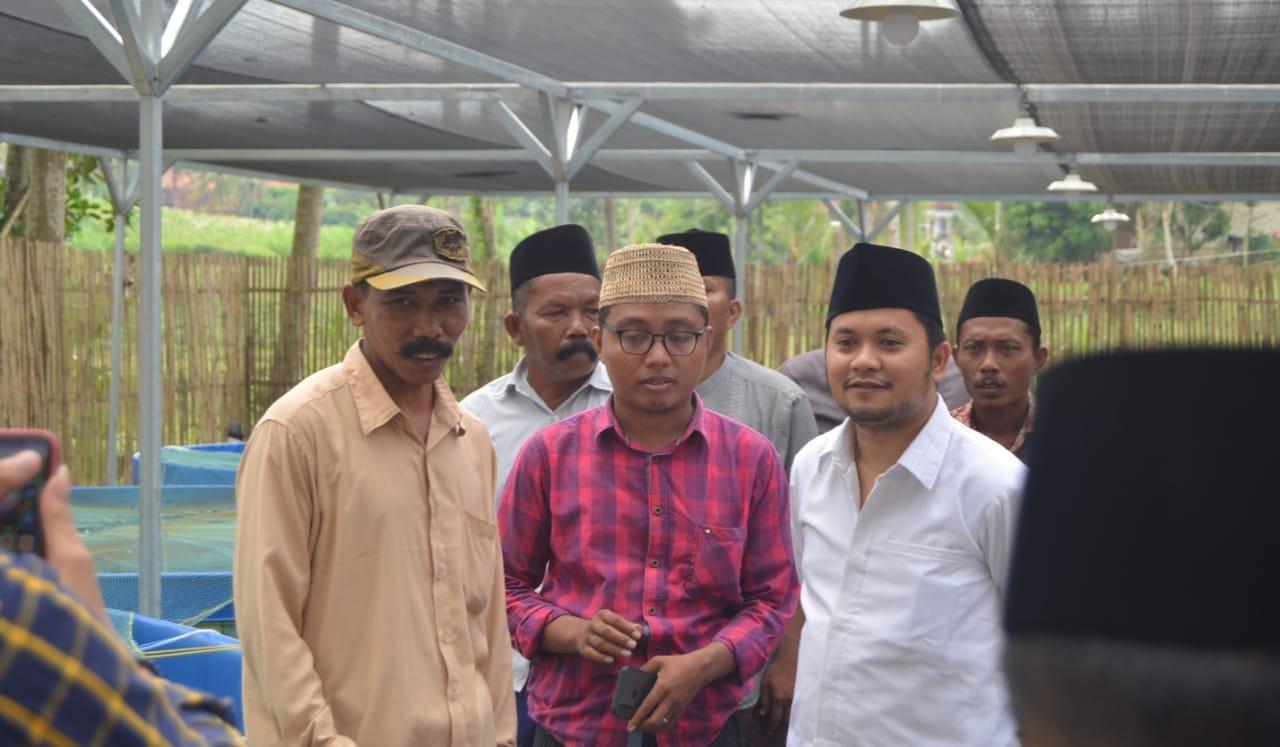 Dorong Pertumbuhan Ekonomi Pesantren, Anggota DPR RI Resmikan Kolam Bioplok di PP Darul Amin Sumenep