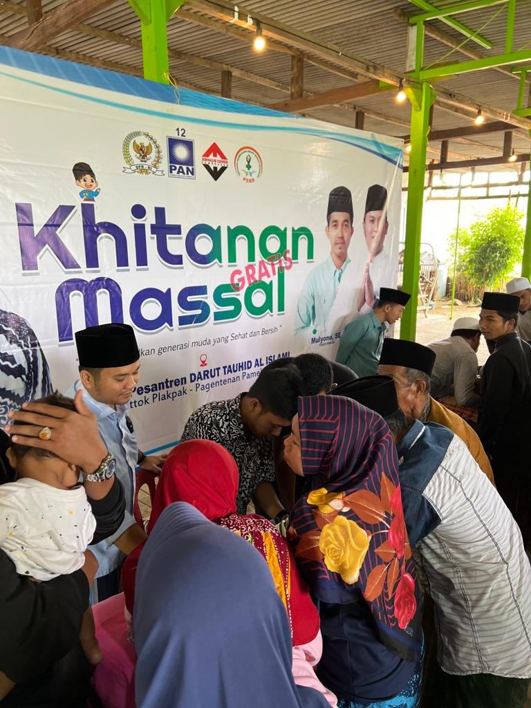 Ringankan Beban Masyarakat, Slamet Ariyadi Gelar Khitanan Massal Gratis