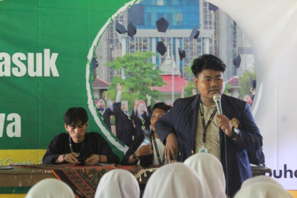 Tingkatkan Sadar Pendidikan, Abdimas UTM Adakan Sosialisasi Beasiswa dan Jalur PTN