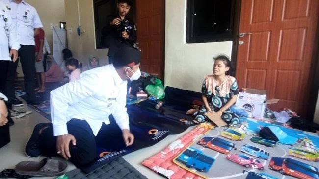175 Warga Kepulauan Tertahan di Pelabuhan Kalianget, Bupati Sumenep Upayakan Pulang