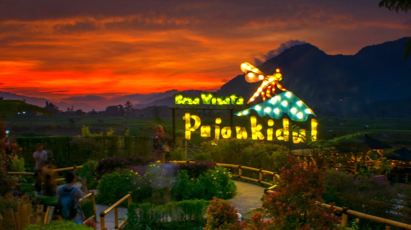 Desa wisata dengan Konsep Sustainable Tourism