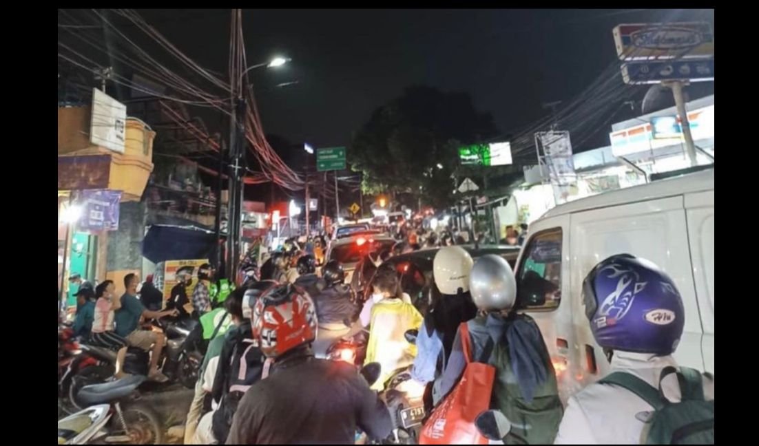 Di Hadiri Banyak Jamaah Haul Akbar Picu Kemacetan Surabaya Timur