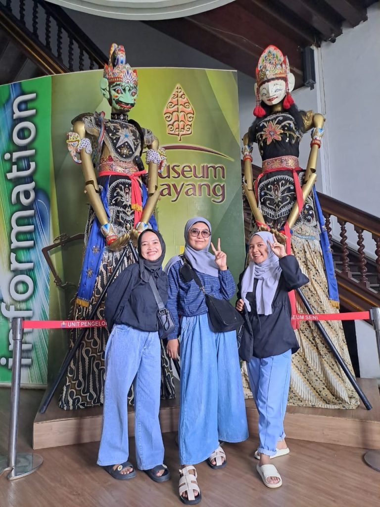 Menyisir Ribuan Koleksi Wayang di Kota Tua Jakarta 5 Menyisir Ribuan Koleksi Wayang di Kota Tua Jakarta