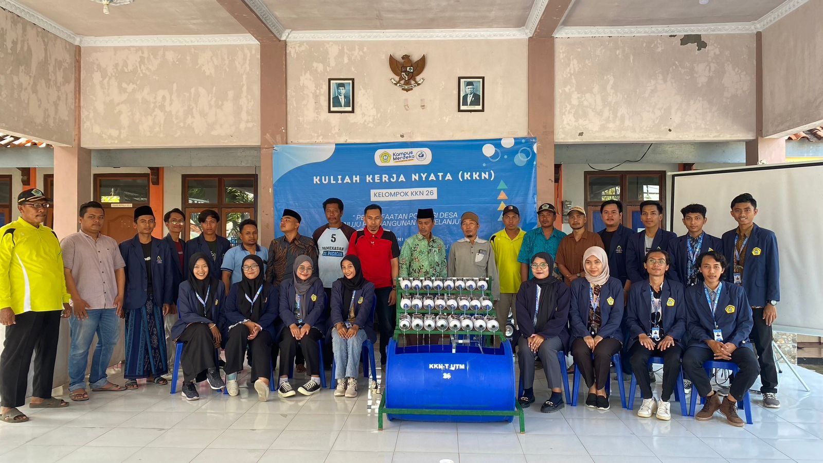 Tim Pengabdian Masyarakat Kelompok 26 UTM, Kembangkan Pertanian Berkelanjutan Melalui Sistem Akuaponik di Desa Pagagan