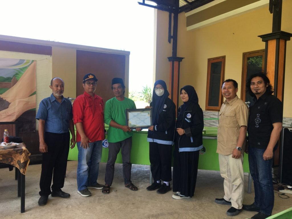 PPK-O Penalaran UTM Lahirkan Inovasi Konsep Smart Farming Berbasis IoT untuk Atasi Limbah Kotoran Sapi di Desa Dakiring
