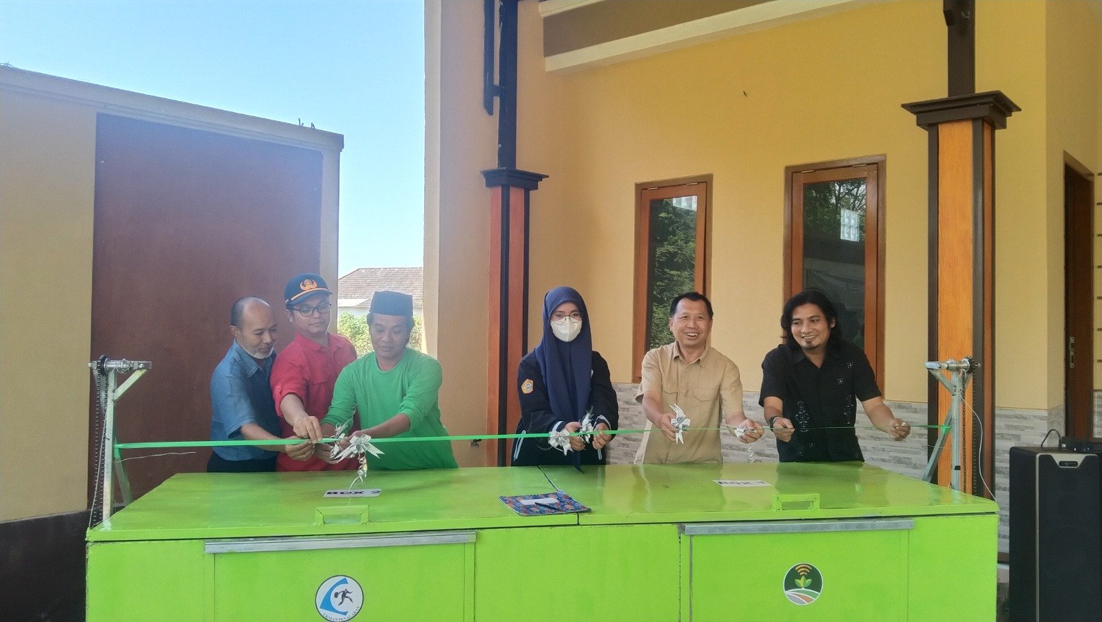 PPK-O Penalaran UTM Lahirkan Inovasi Konsep Smart Farming Berbasis IoT untuk Atasi Limbah Kotoran Sapi di Desa Dakiring
