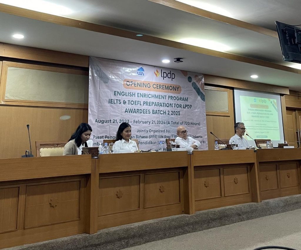 Tingkatkan Keterampilan Bahasa Inggris, PPB UIN Jakarta Kembali Gelar Pembukaan Program Pengayaan Bahasa LPDP 2 Tingkatkan Keterampilan Bahasa Inggris, PPB UIN Jakarta Kembali Gelar Pembukaan Program Pengayaan Bahasa LPDP