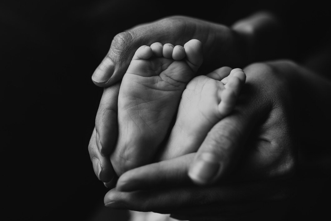 Penemuan Mayat Bayi Laki-laki di Tepi Pantai Suramadu Mengejutkan Warga