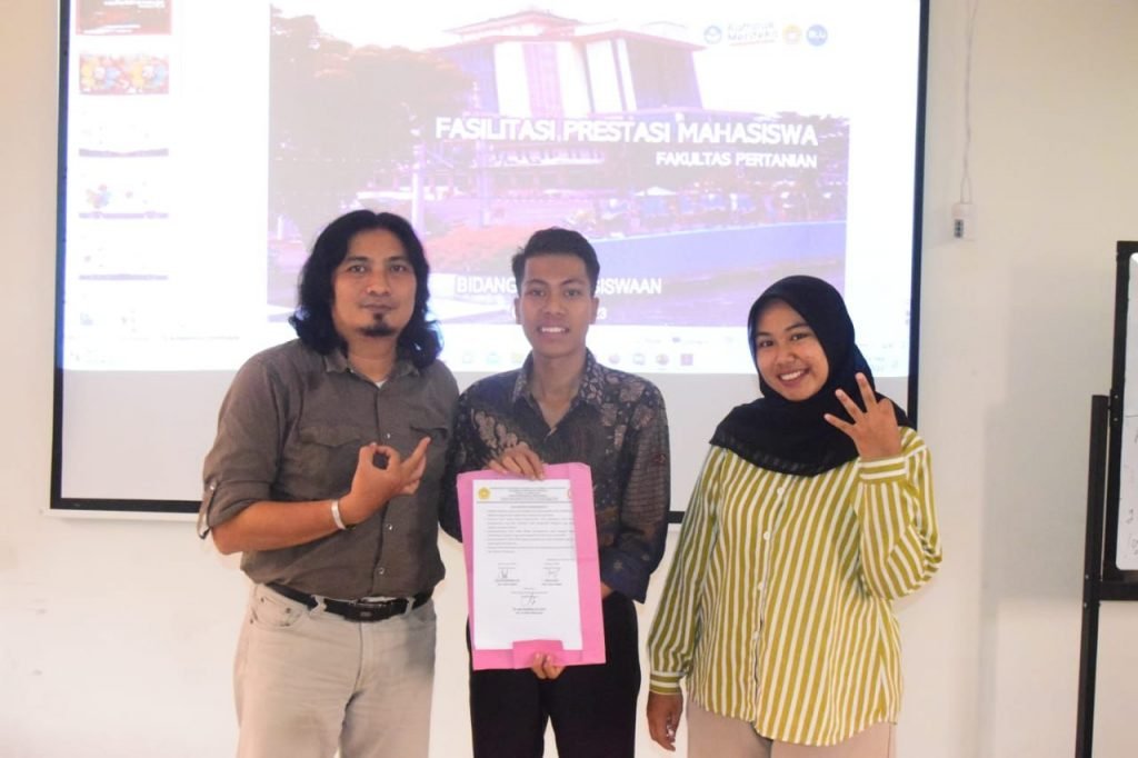 Audiensi dengan Wadek Kemahasiswaan Fakultas Pertanian, Mahasiswa FP Pertanyakan Dana Apresiasi dan Fasilitas Mahasiswa Berprestasi 2 Audiensi dengan Wadek Kemahasiswaan Fakultas Pertanian, Mahasiswa FP Pertanyakan Dana Apresiasi dan Fasilitas Mahasiswa Berprestasi