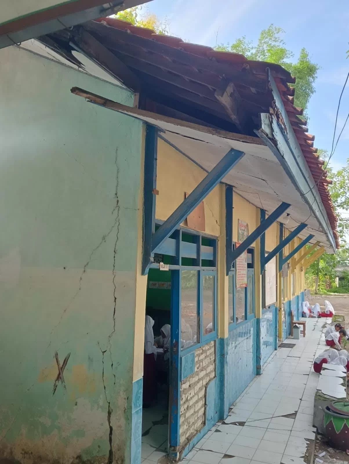 Bangunan di SDN Panyerangan 3 Pangarengan Sampang Rusak Parah