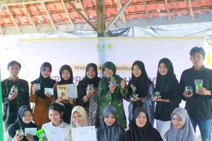 Wirausaha Muda Tim PKM-K UTM Berkontribusi dalam Acara Agropreneurship 2024