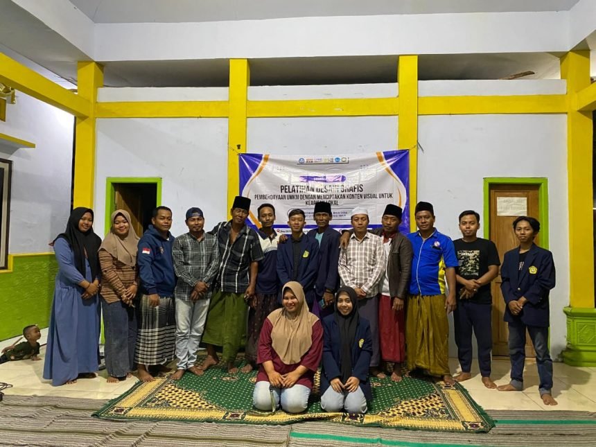Mahasiswa KKN-T UTM Adakan Pelatihan Desain Grafis untuk Tingkatkan Kemampuan Perangkat Desa Gili Timur