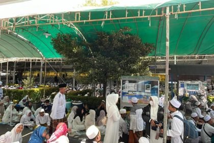 Puluhan Ribu Jama’ah Hadiri Haul Akbar PP. Assalafi Al-Fitrah Surabaya