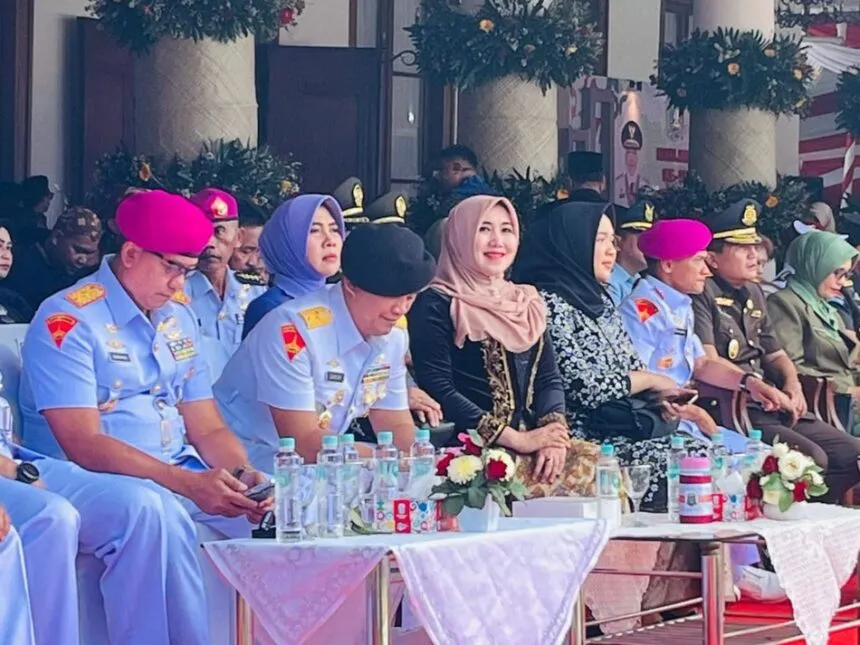 Senator Jilbab Ijo Lia Istifhama Curi Perhatian di Hari Jadi ke-80 Jatim, Tulis Pesan Menyentuh soal Semangat Kebersamaan!