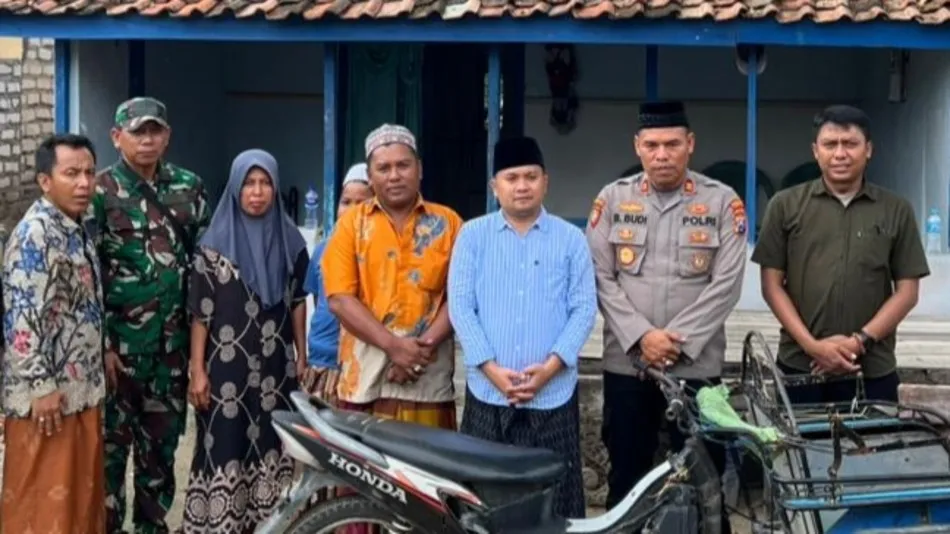 Berikan Dukungan Moral, Politisi Muda Madura Datangi Rumah Pengendara Bentor di Sampang