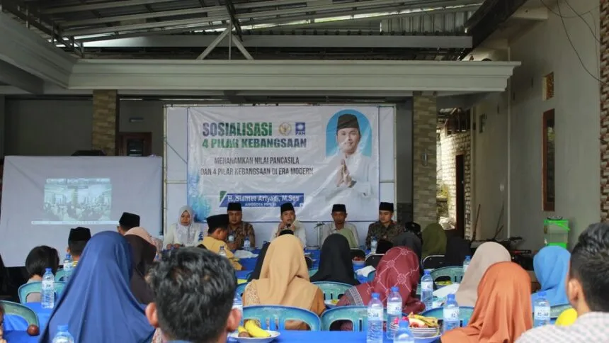 Gencarkan Sosialisasi 4 Pilar, Anggota DPR RI Fraksi PAN Slamet Ariyadi Berikan Pembelajaran Pancasila di Era Modern