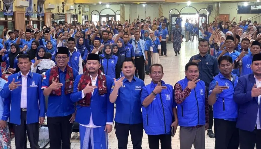 Slamet Ariyadi Kukuhkan Relawan PAN di Sampang, Perkuat Kekuatan Partai dari Akar Rumput