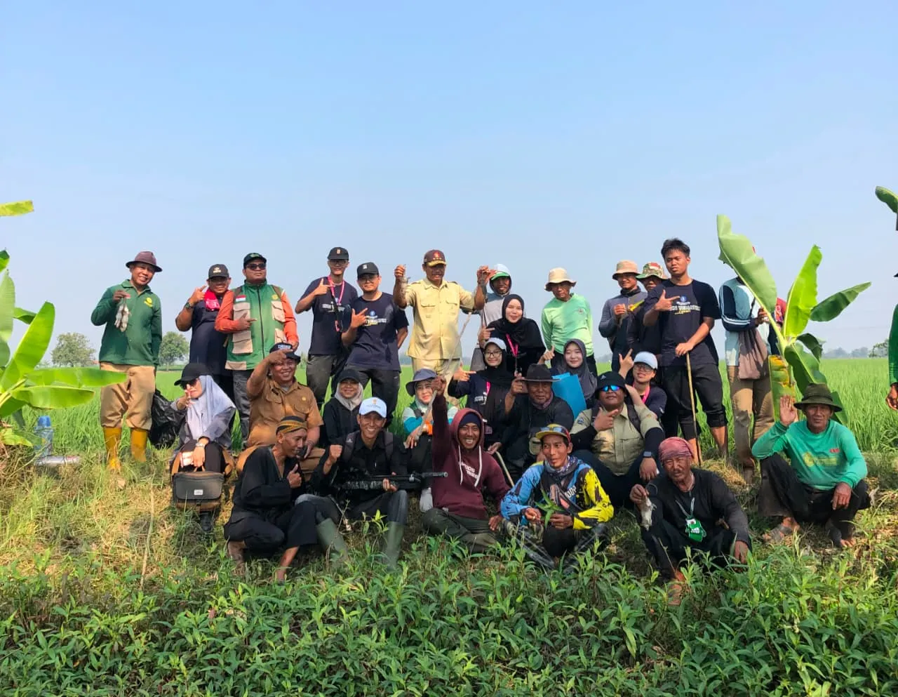 KKNT-Inovasi IPB Bersinergi Dengan Petani Atasi Hama Tikus di Desa Rancabango 1 KKNT-Inovasi IPB Bersinergi Dengan Petani Atasi Hama Tikus di Desa Rancabango